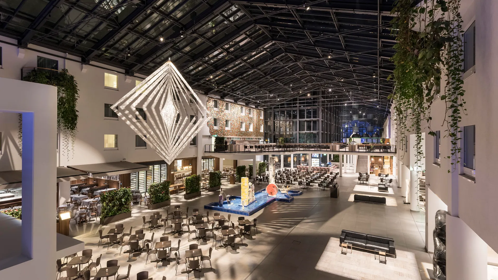 Hotel Estrel Berlin 4*,  Niemcy